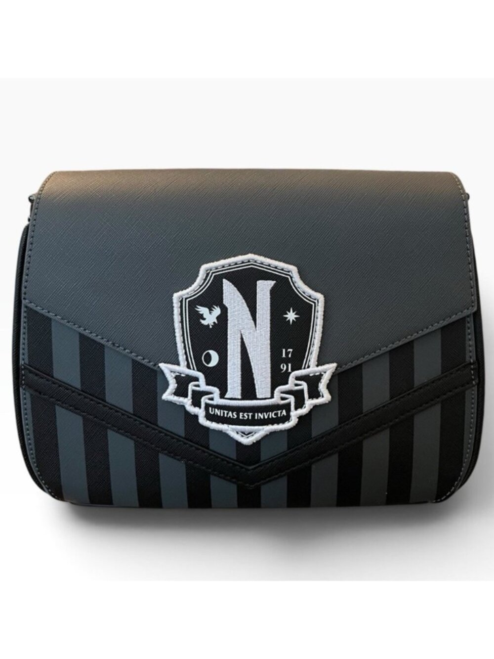 Loungefly Wednesday THE ADDAMS FAMILY Exclusive Nevermore Crossbody Bag New